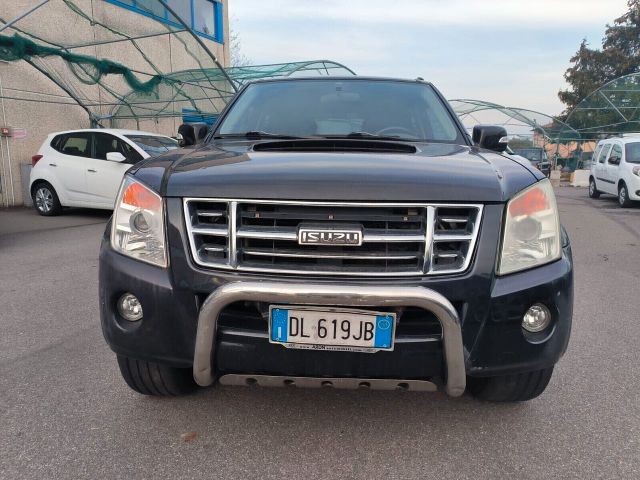 Isuzu D-max 3.0tdi / 120 kW /10-2007/MOTORE NON 