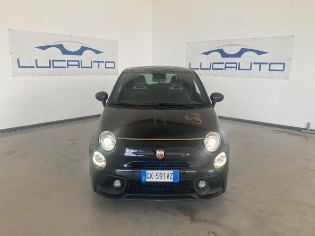 Abarth 595 1.4 Turbo T-Jet 165 CV Scorpioneoro