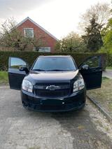 Chevrolet Orlando 1.8 LS+ MT LS+ - schwarze Chevrolet Orlando