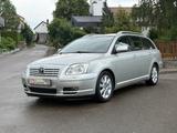 Toyota Avensis 1.8 Executive*XENON*SHZ*AHK*TÜV/AU-NEU* - Toyota: X