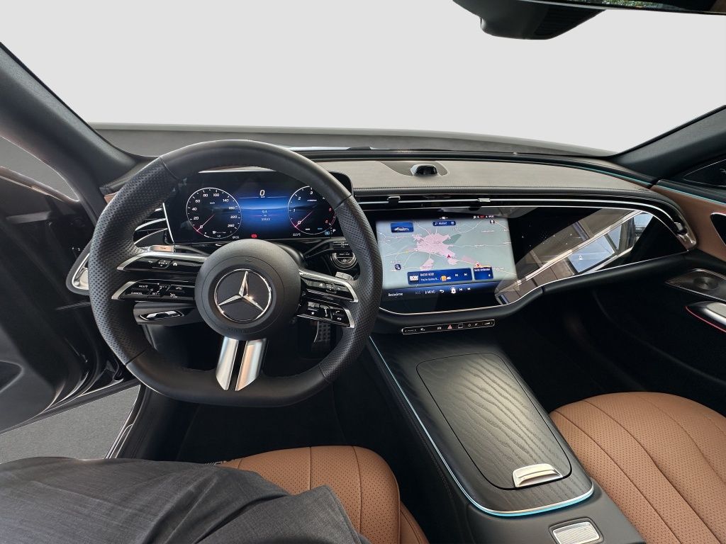 Fahrzeugabbildung Mercedes-Benz E 450 d 4MATIC Limousine AMG*Night*Pano*DIGITAL