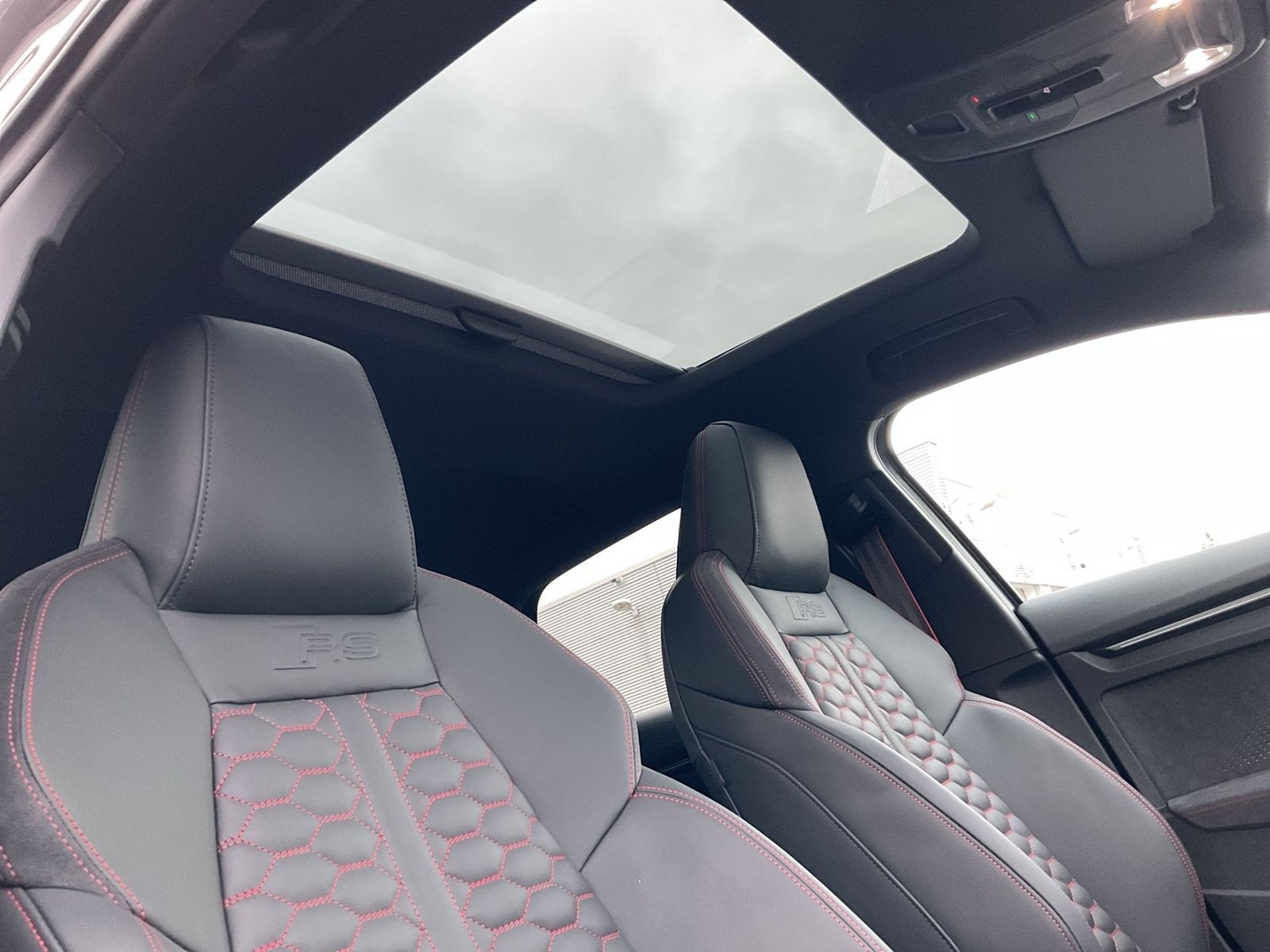 Audi RS3 - Bild 15