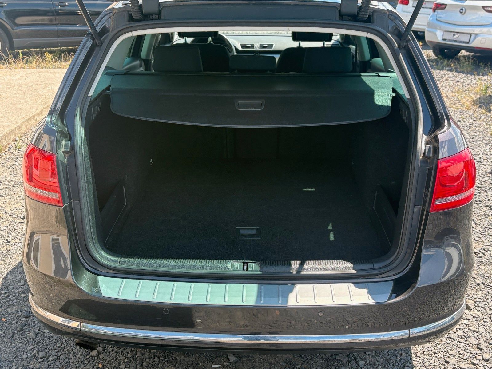 Fahrzeugabbildung Volkswagen Passat Variant 1.4 TSI Comfortline Navi PDC 2.HD