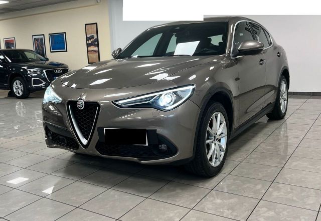 Alfa Romeo Stelvio 2.2 Turbodiesel 210 CV AT8 Q4