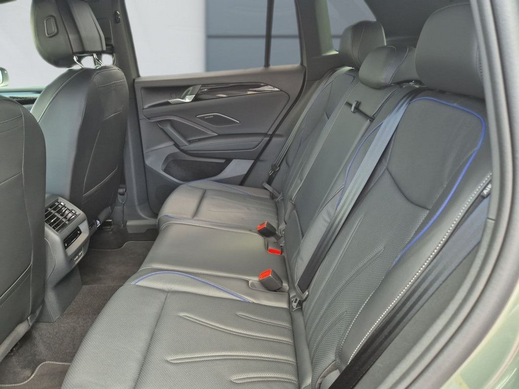 Tiguan 1.5 eTSI R-Line *DSG*MATRIX*STANDH*AHK*EA