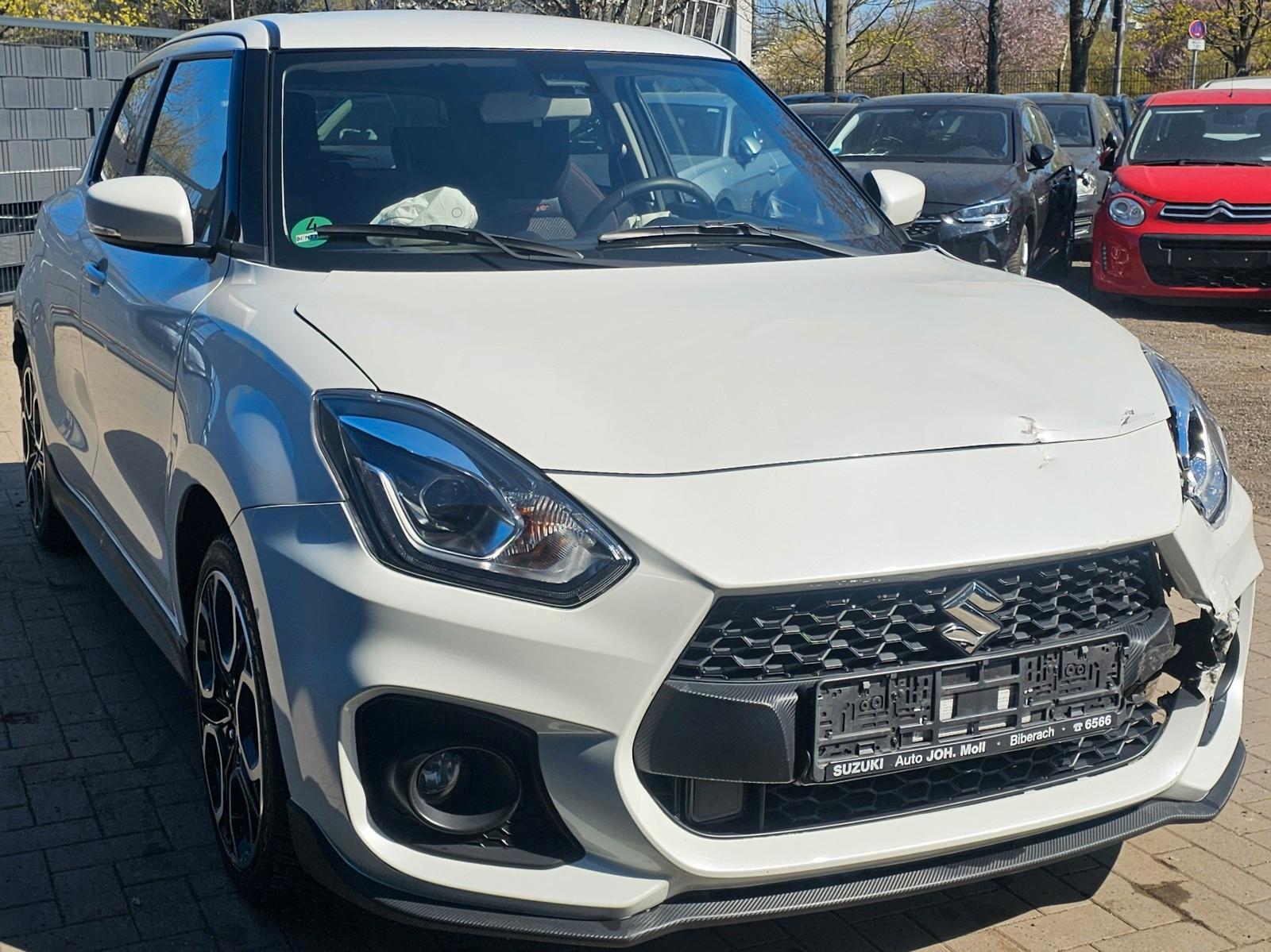 Suzuki Swift Sport Carbon *KLIMAA.*R.-CAM*NAVI TOUCH*