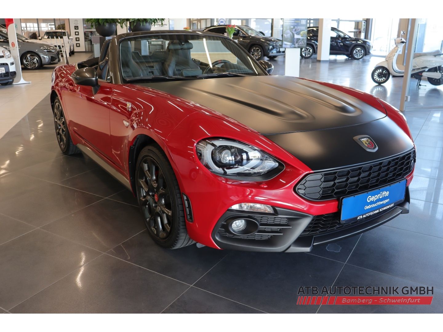 Fahrzeugabbildung Abarth 124 Spider 1.4 MultiAir Turbo Nr. 624 BOSE Faltd