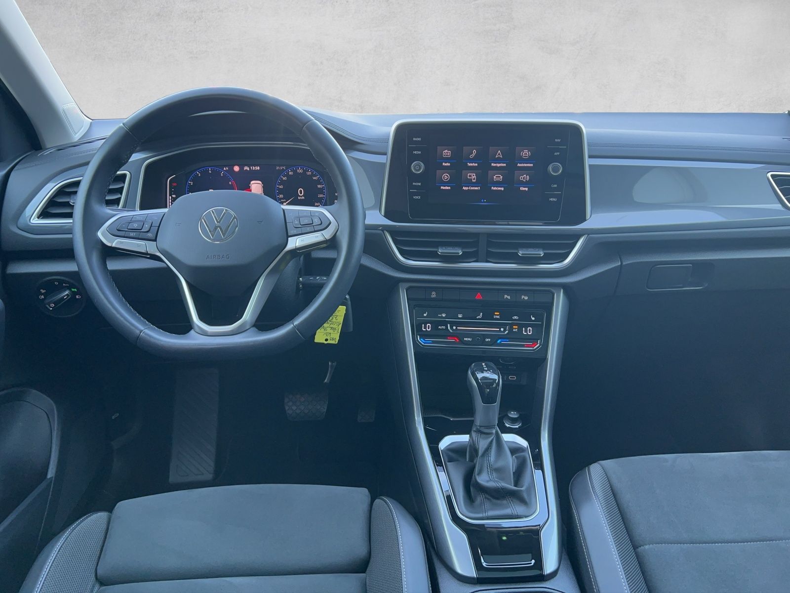 T-Roc Style 1.5 l TSI DSG Pano*Navi*ACC*IQ-Light