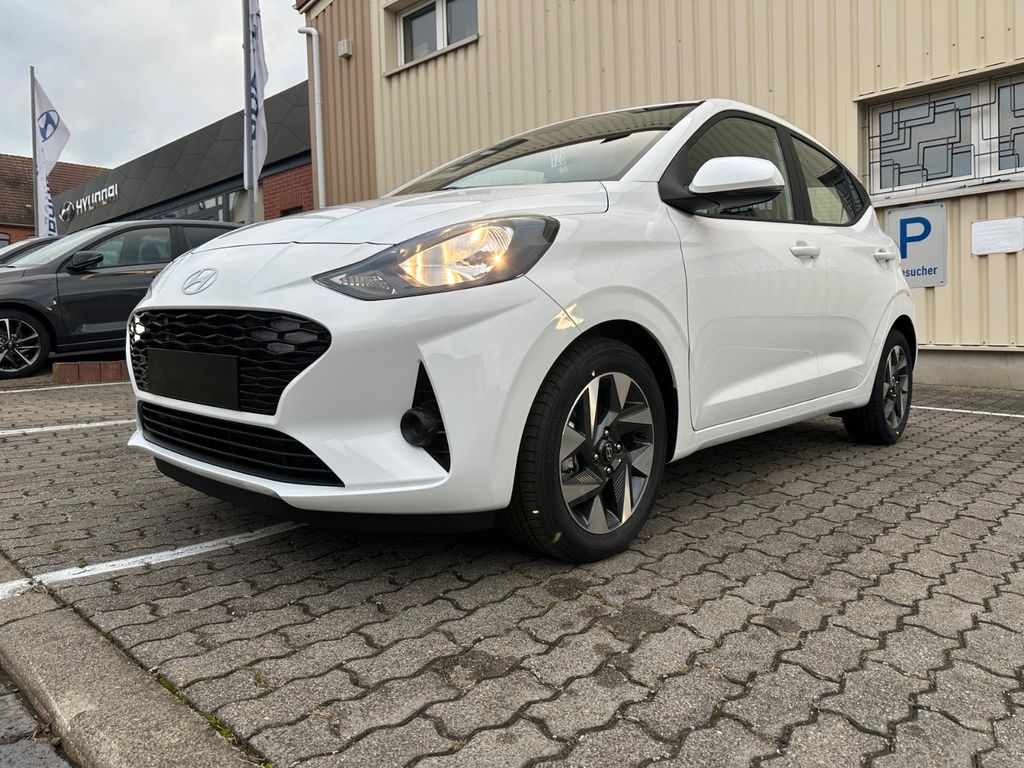 Hyundai i10 1.0 FACELIFT TREND INCL. NAVIGATION