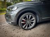 Volkswagen T-Roc 2.0 TSI /DSG /AHK/ 4MOTION Sport  - VW T-Roc von privat