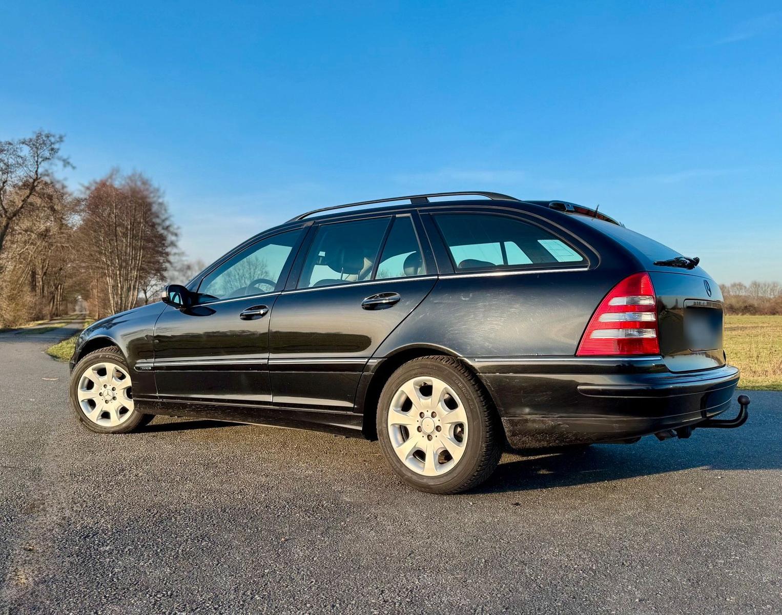Mercedes-Benz C220 2005 — photo 5