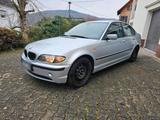 BMW 3er E46 Limousine - BMW aus 2003: 3er