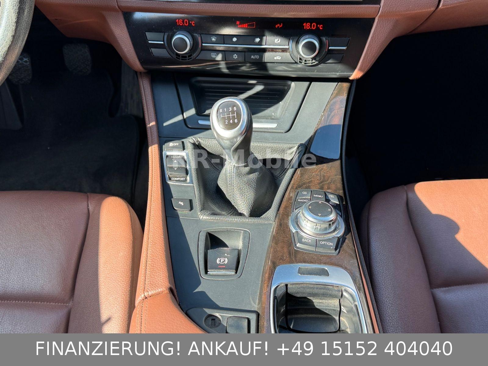 BMW 520 2011 — photo 27