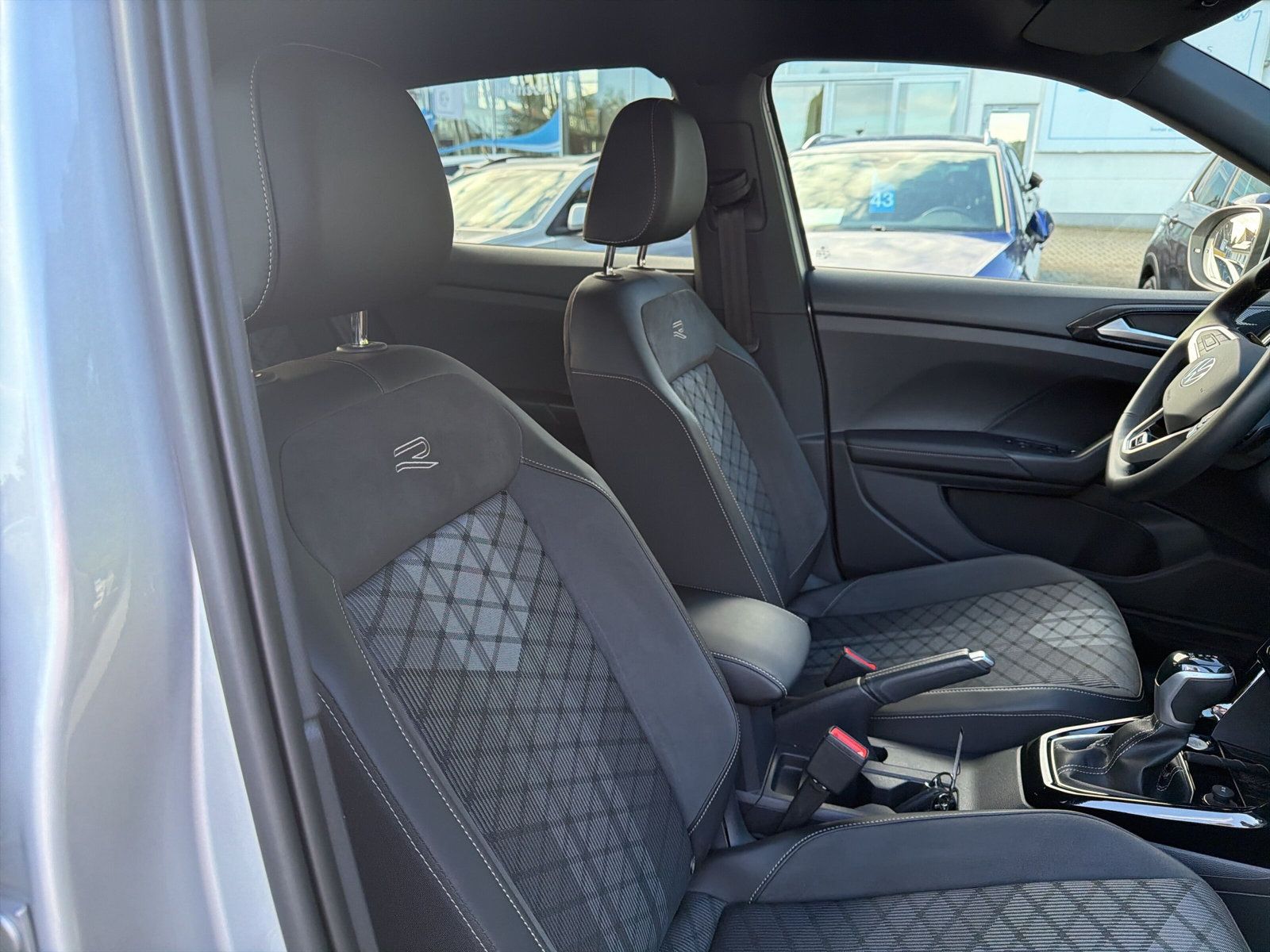 T-Cross R-Line TSi DSG Navi Matrix Kamera