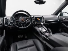 Foto Nummer 36: PORSCHE Cayenne