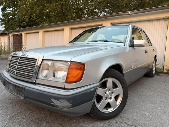 Mercedes-Benz E 220 Automatik, AHK,  Sportline, Tüv Neu