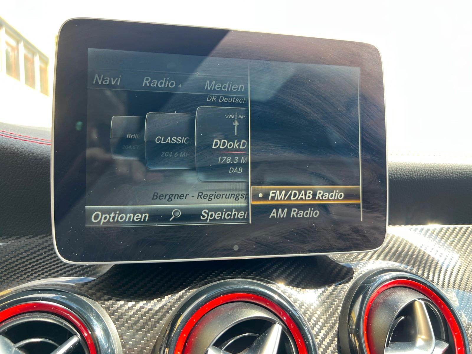 Mercedes-Benz CLA 250 SB AMG Line 4MATIC StdHzg PANO