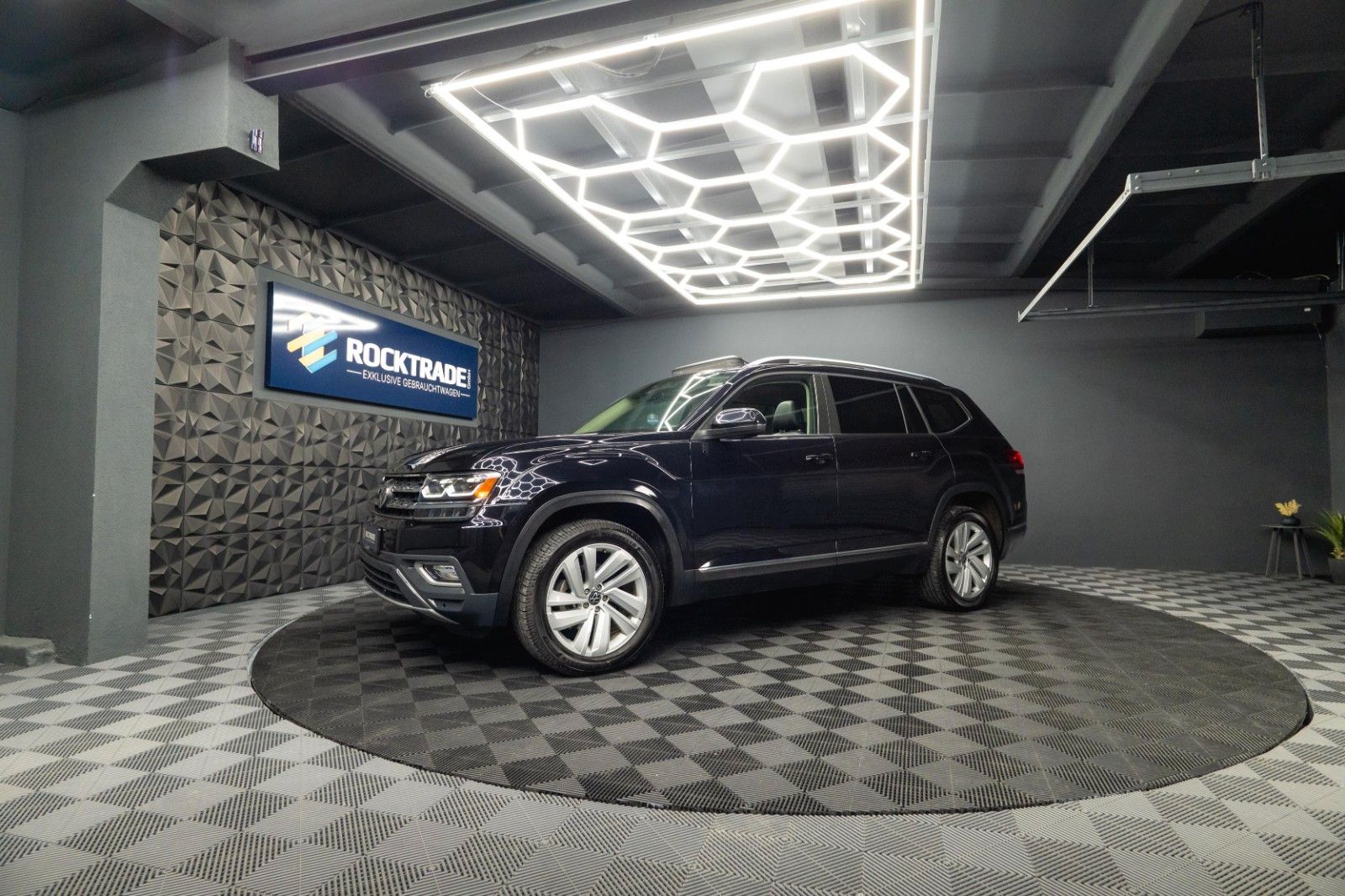 Fahrzeugabbildung Volkswagen ATLAS 3.6 4x4 SEL PREMIUM *7 Sitze*Pano*ACC*LED*