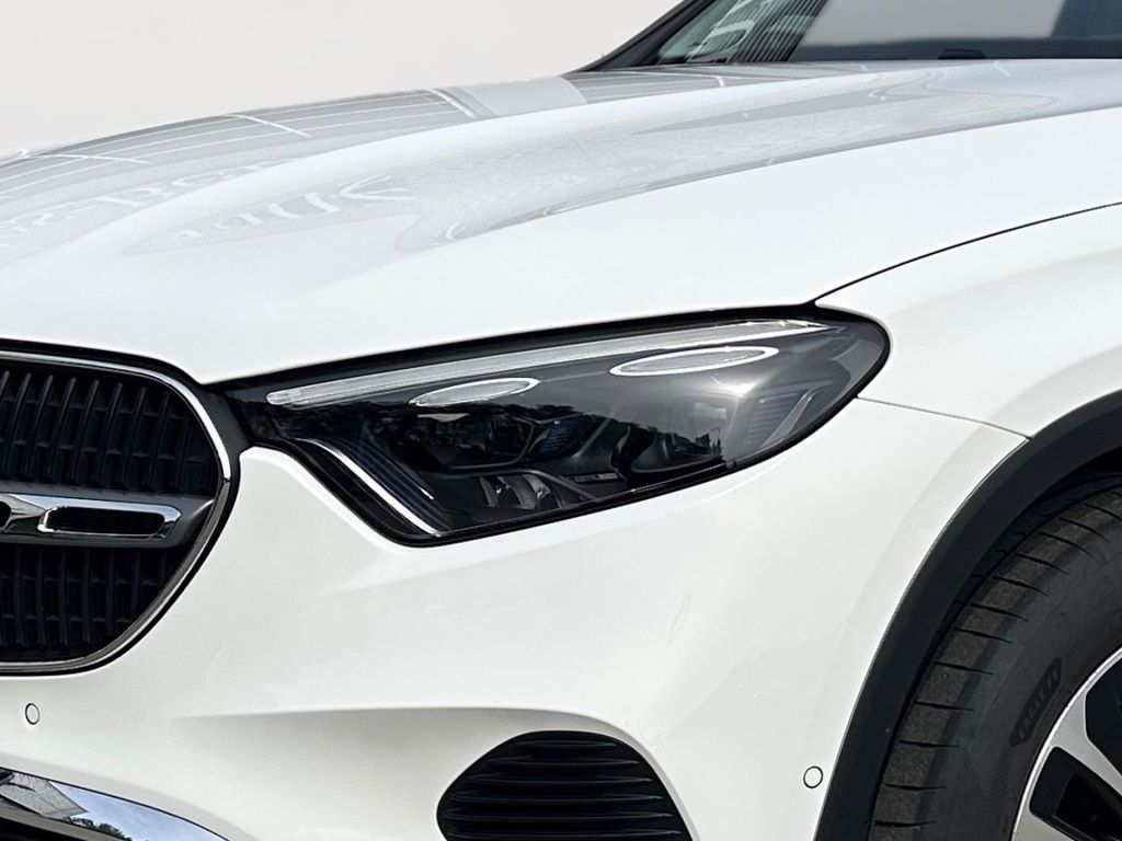 Fahrzeugabbildung Mercedes-Benz GLC 220 d 4M Avantg. AHK Distronic+ Pano LED SHZ