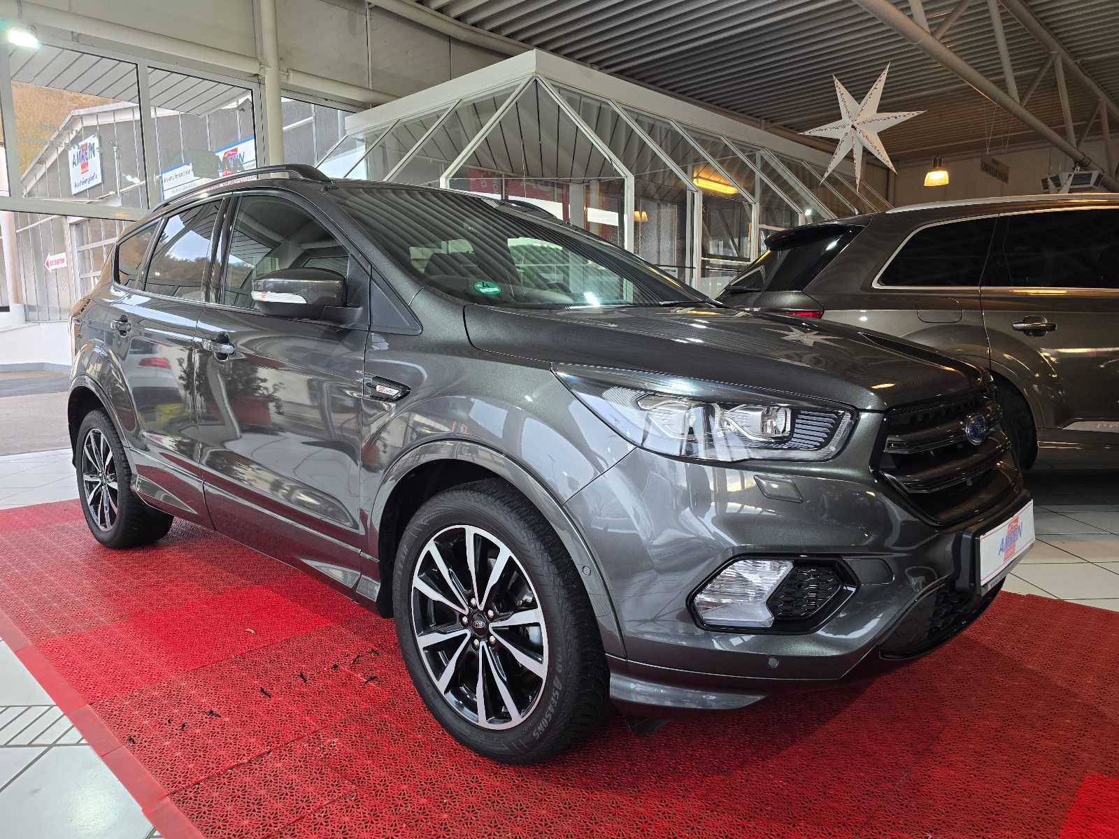 Ford Kuga ST-Line AHK+NAVI+XENON