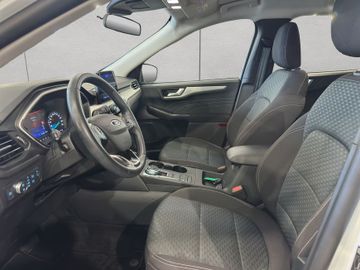 Ford Kuga - 10