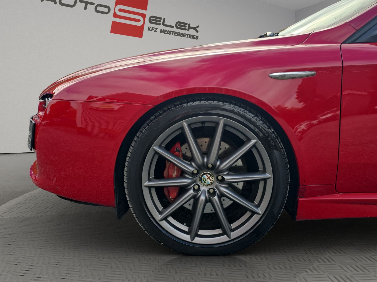 Fahrzeugabbildung Alfa Romeo 159 3.2 JTS V6 24V Q4 Turismo