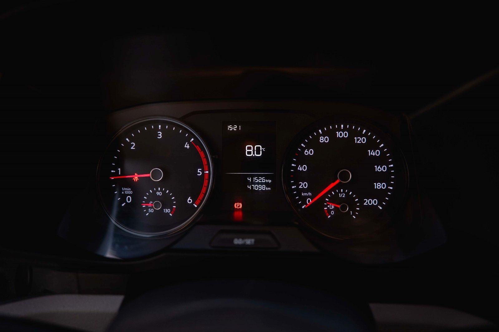 Fahrzeugabbildung Volkswagen Crafter Pritsche 35 DOKA lang FWD 7 Sitze 19%