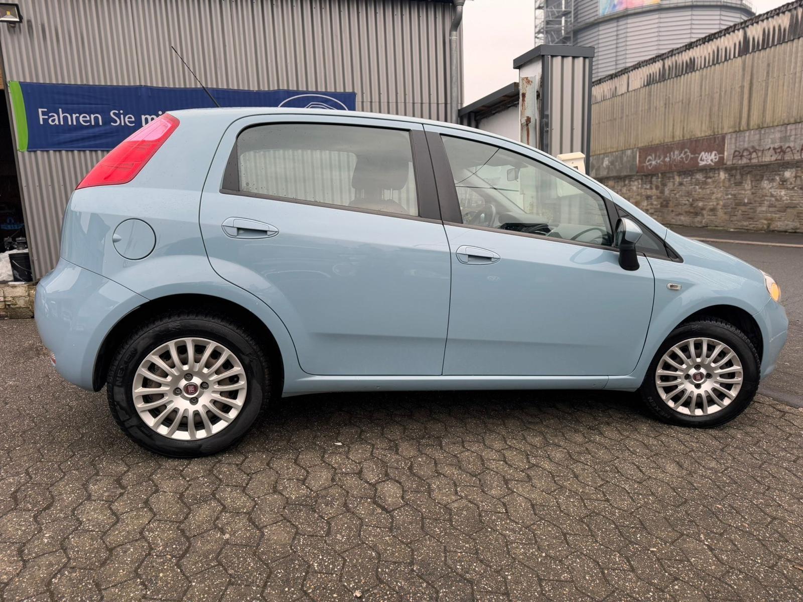 Fiat Punto Pop*81TKM*TÜV*2.HAND*CITY*START/STOP*MEDIA