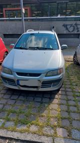 Mitsubishi Space Star 1,6 Intense Automatik - Mitsubishi Space Star: Kleinbus