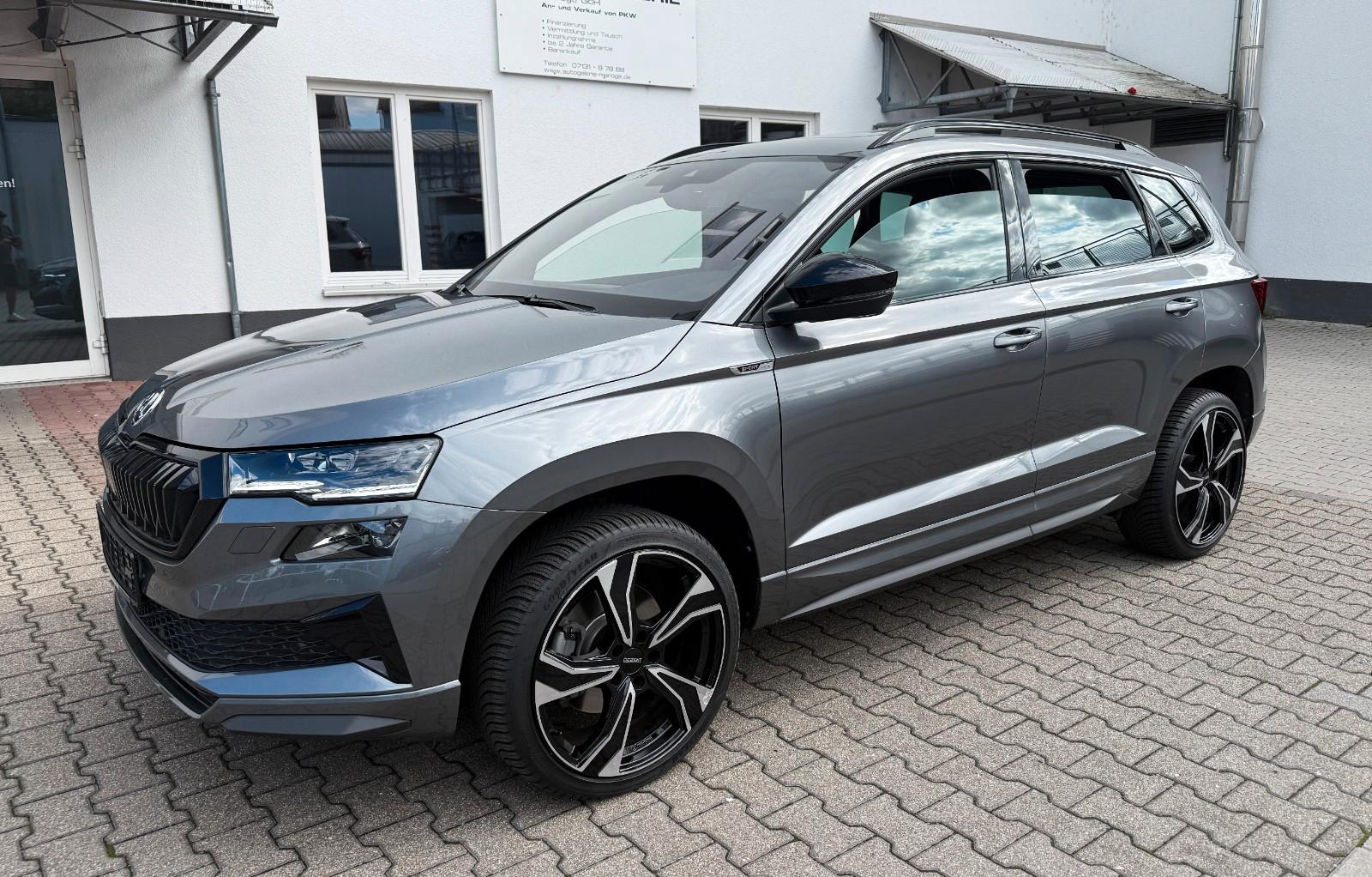 Skoda Karoq Sportline 1.5 TSI ACT PANO/ACC/AHK/19ZOLL