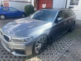 BMW 525d Touring M-Paket *Pano Head up LED Kamera* - BMW 525: 525d M Paket
