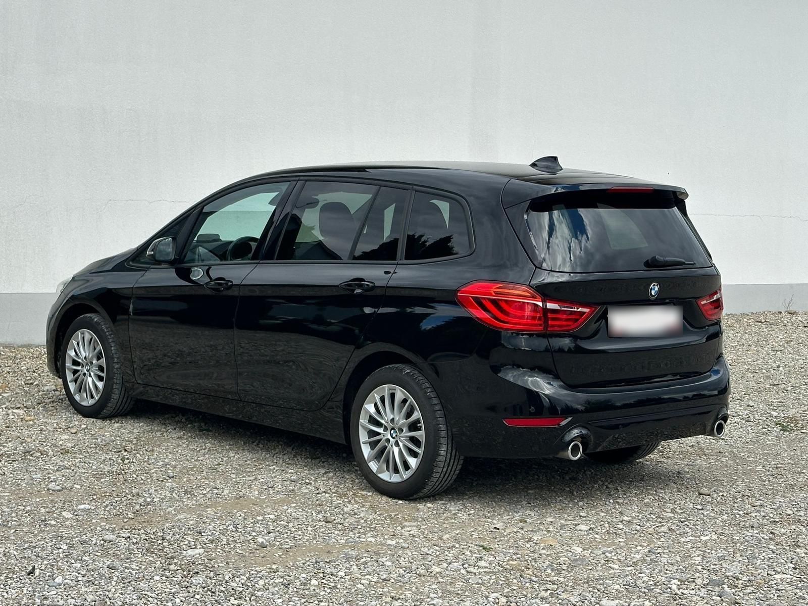 BMW BMW 218d Gran Tourer - 7 Sitzer - Carplay ...