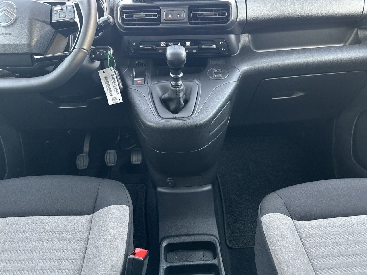 Fahrzeugabbildung Citroën Berlingo MPV XL Diesel 100 Plus