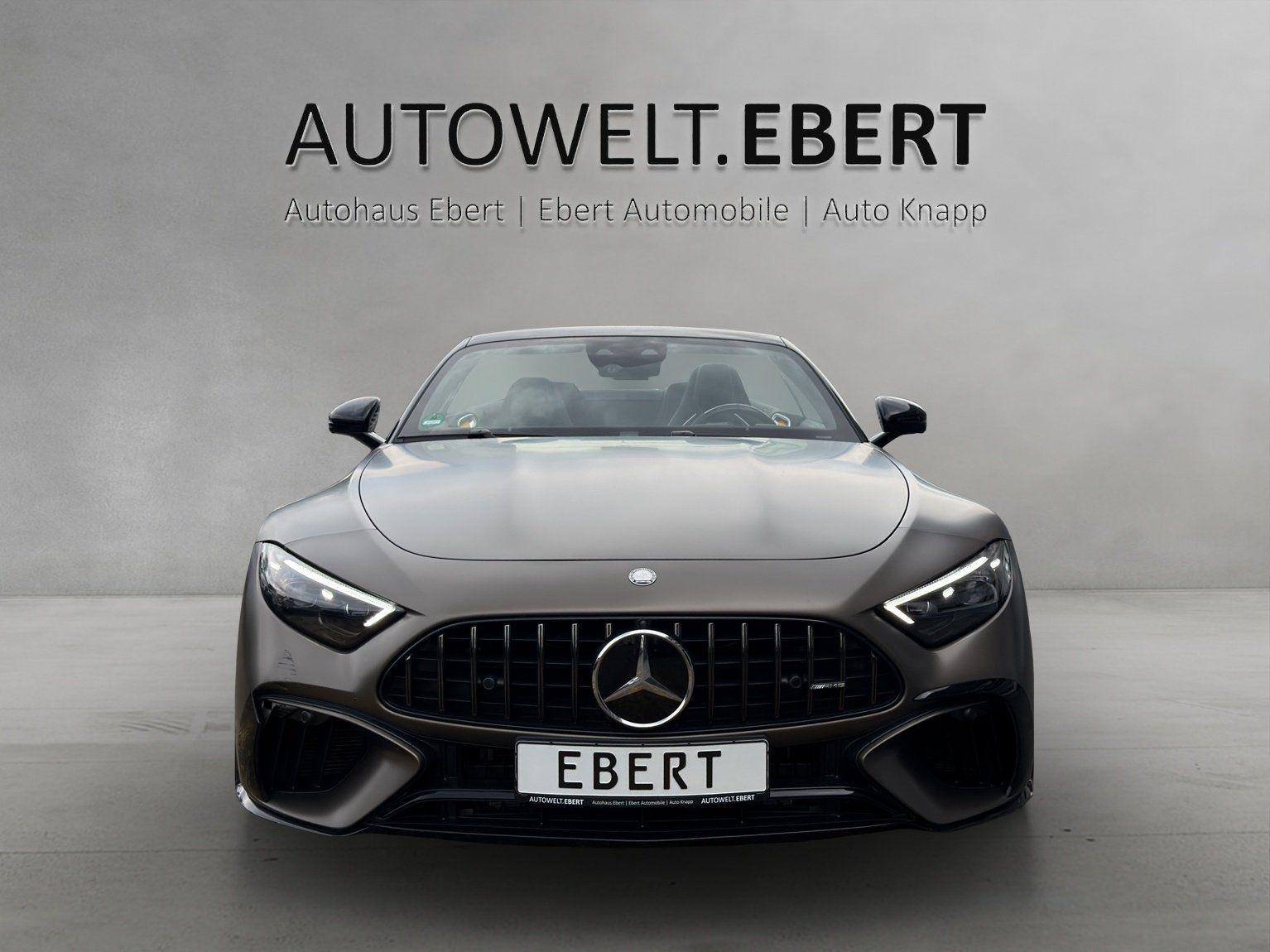 Fahrzeugabbildung Mercedes-Benz SL63 AMG Prem+ AERO Perf.Sitz DISTR Carbon MAGNO