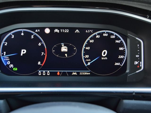 T-Roc 1.5 TSI DSG R-Line AHK/IQ.DRIVE/MATRIX/NAV