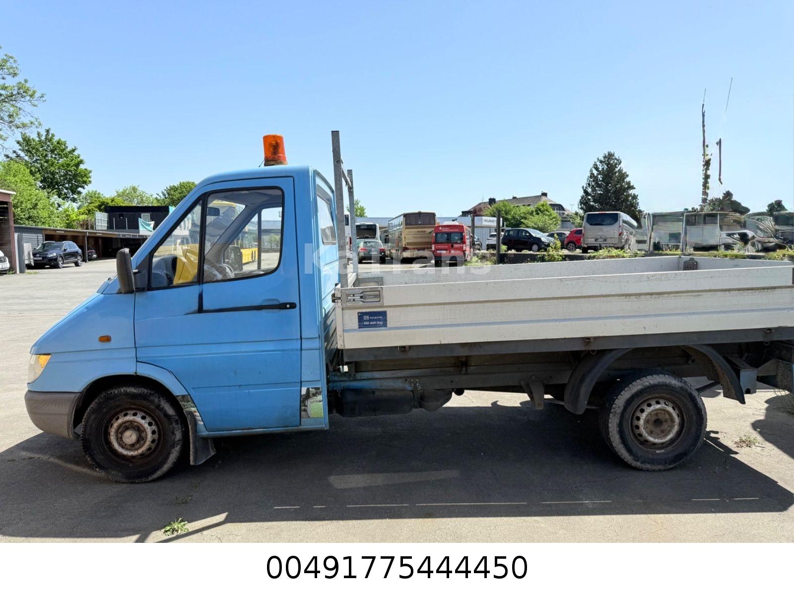 Mercedes-Benz Sprinter 209 Pritsche AHK