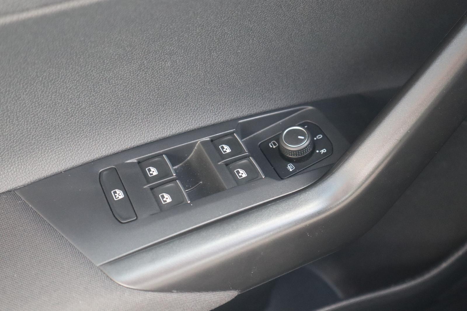 Volkswagen Taigo 1.5 TSI Style DSG LED Navi ACC Kamera AHK, миниатюра 30