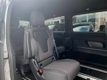 Mercedes V 250 - 12