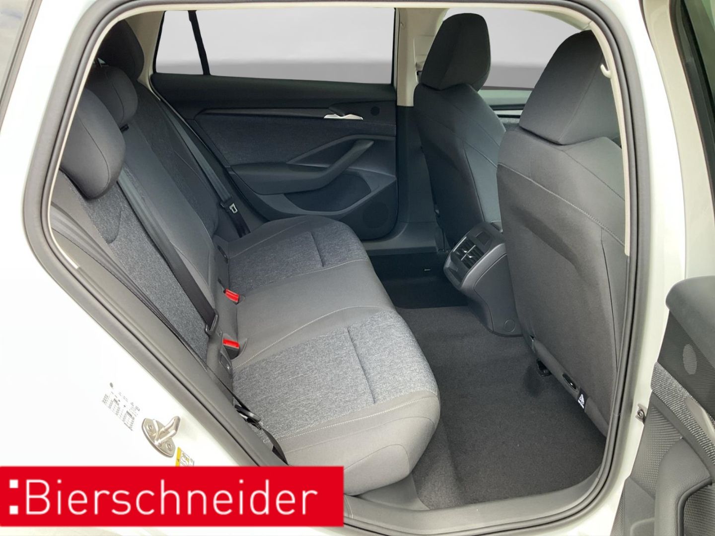 Skoda Superb - Bild 22