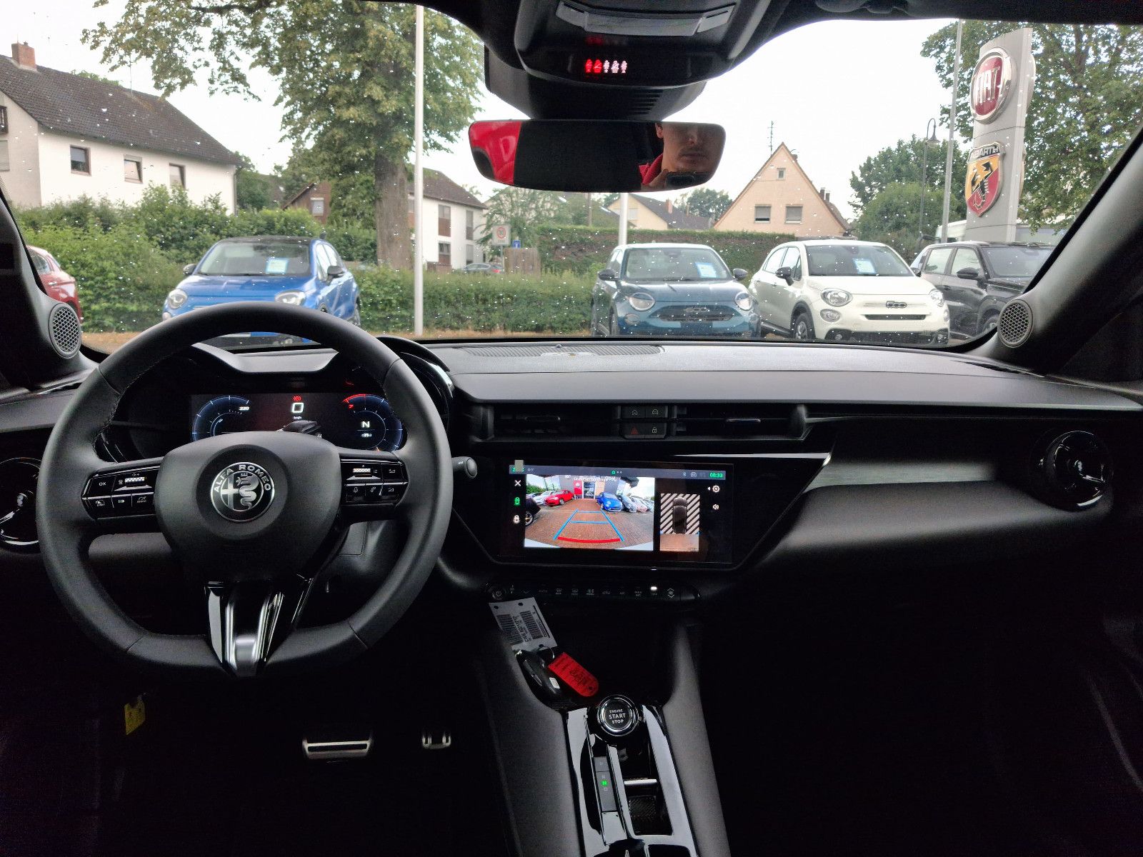 Fahrzeugabbildung Alfa Romeo Junior Ibrida 1.2 VGT 48V-Hybrid 107 kW Ti