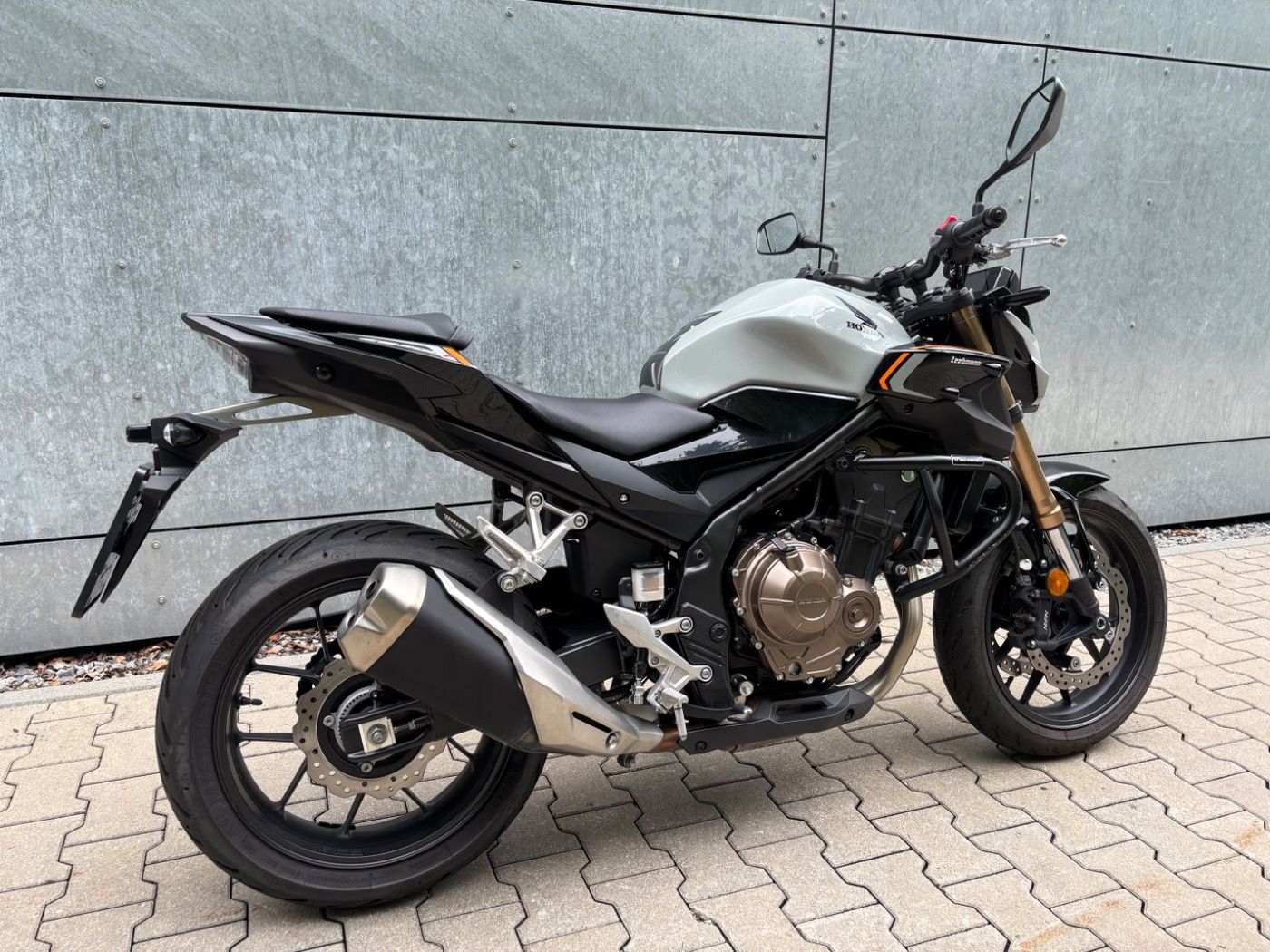 Fahrzeugabbildung Honda CB 500 F
