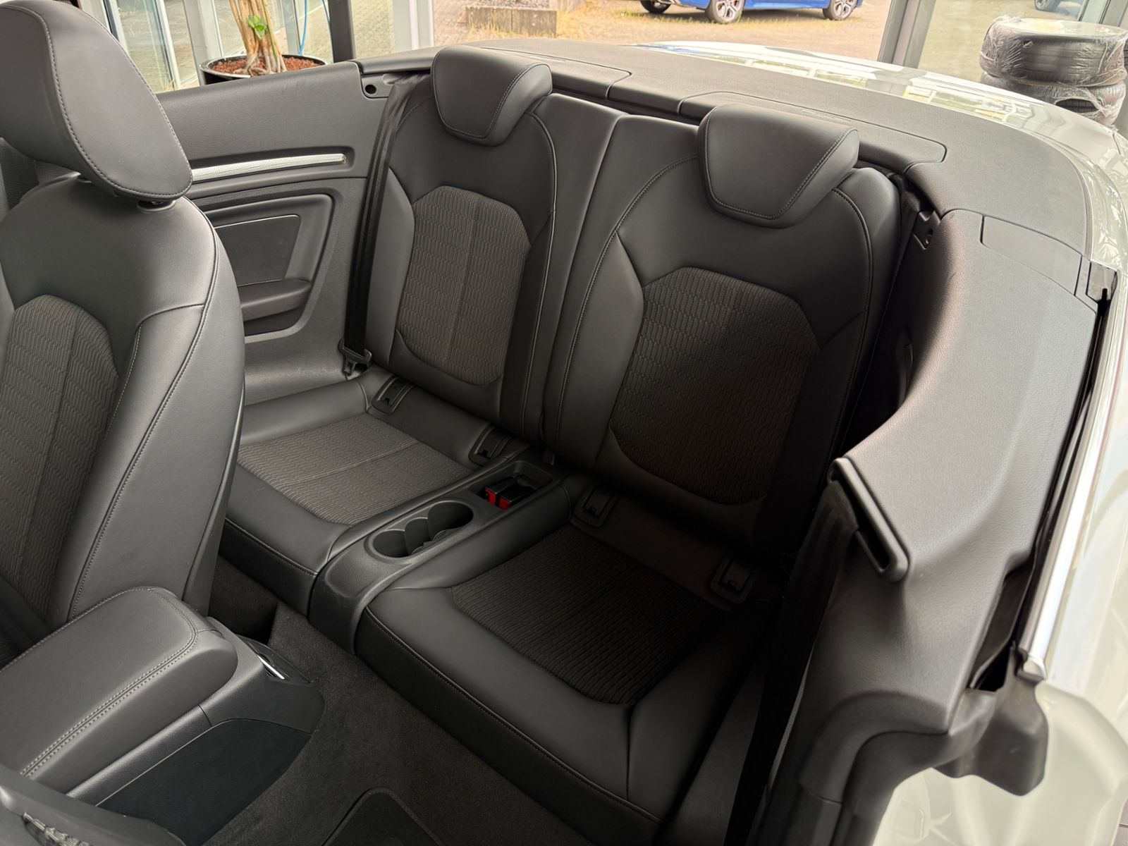 Fahrzeugabbildung Audi A3 Cabriolet design 35 TFSI XENON NAVI ALU