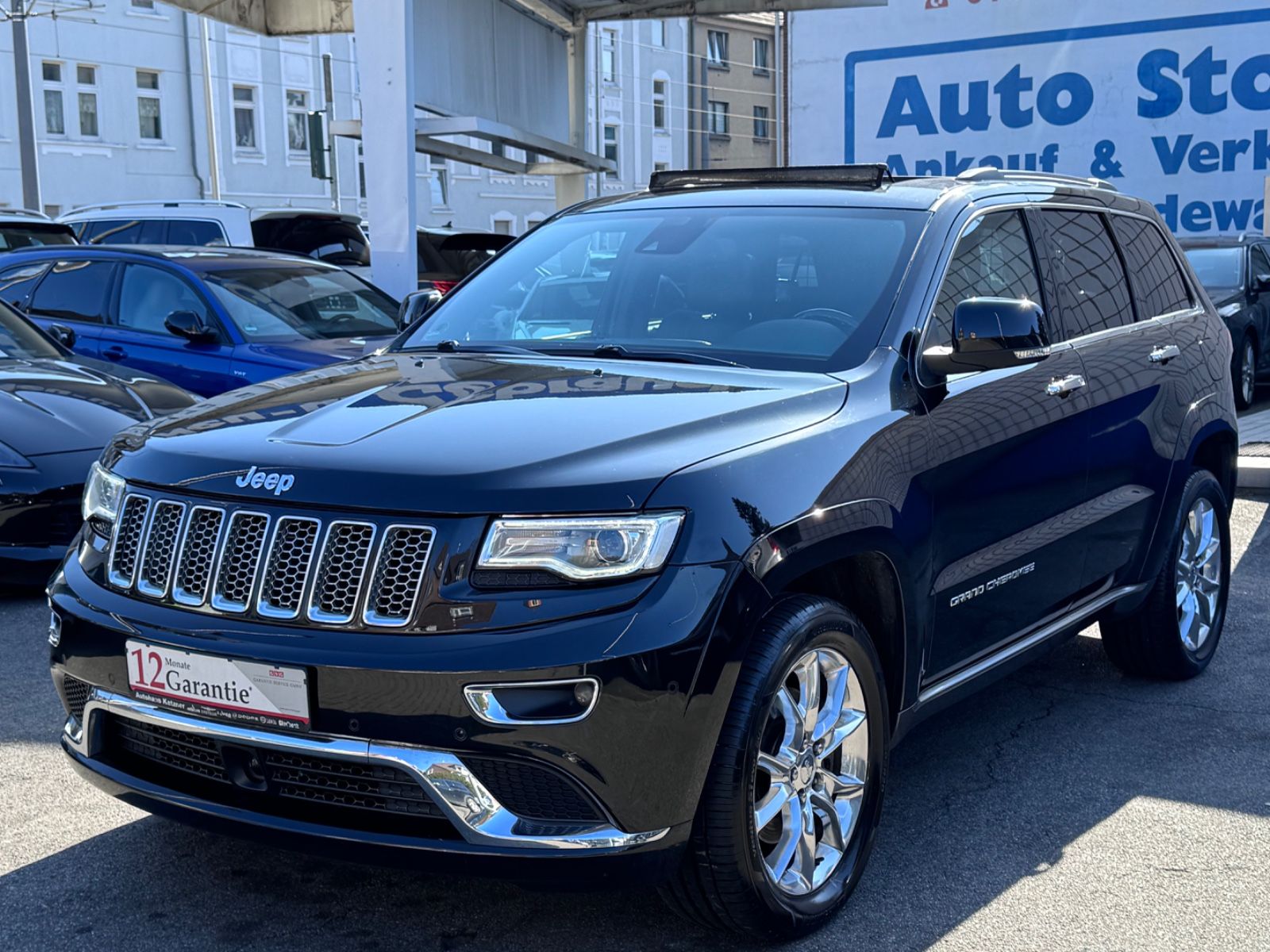Jeep Grand Cherokee - 1