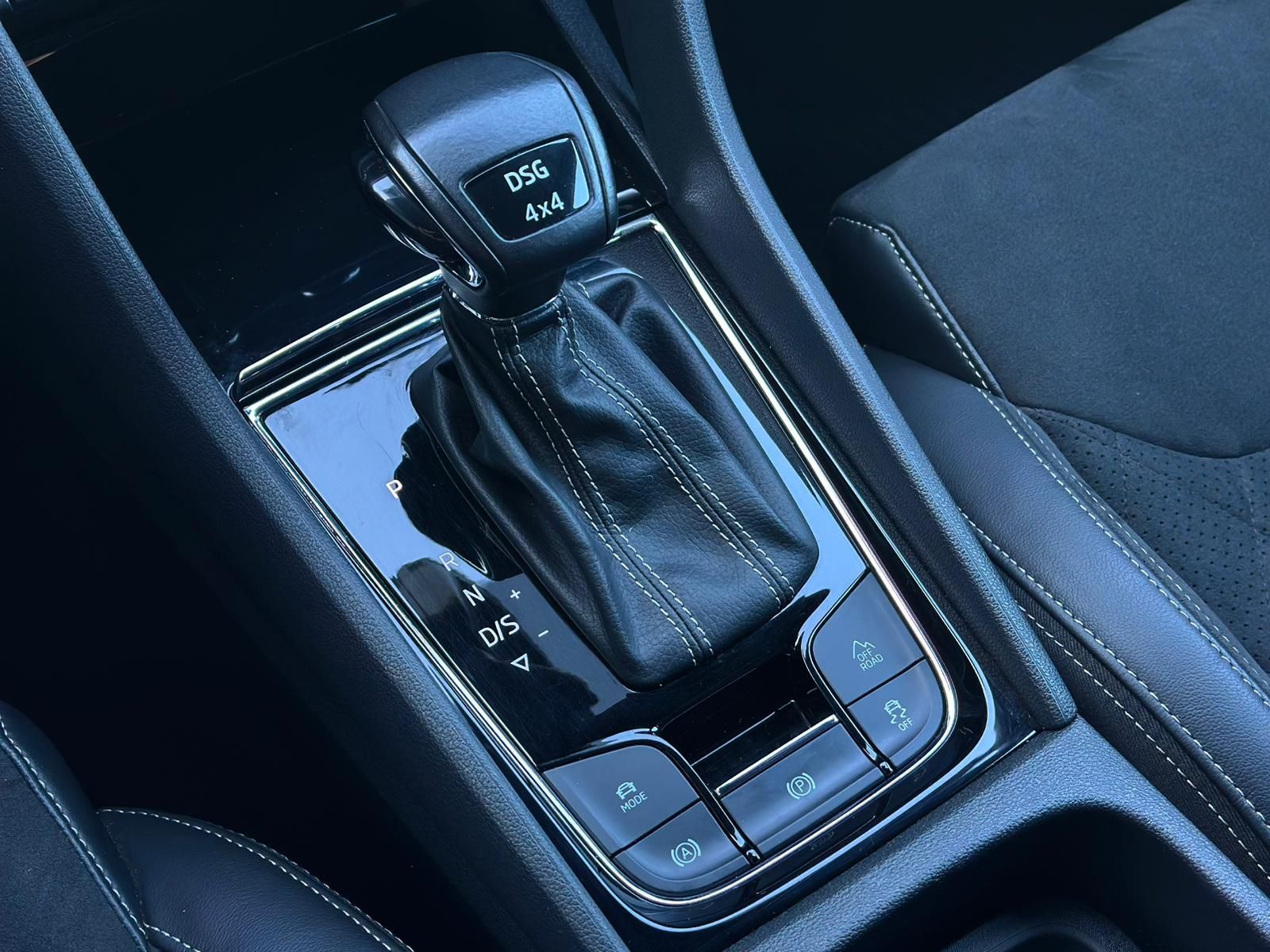 SKODA Kodiaq 2.0TDI SPORTLINE 4x4* LED#4xSHZ#LH#KEYLES - Image 15