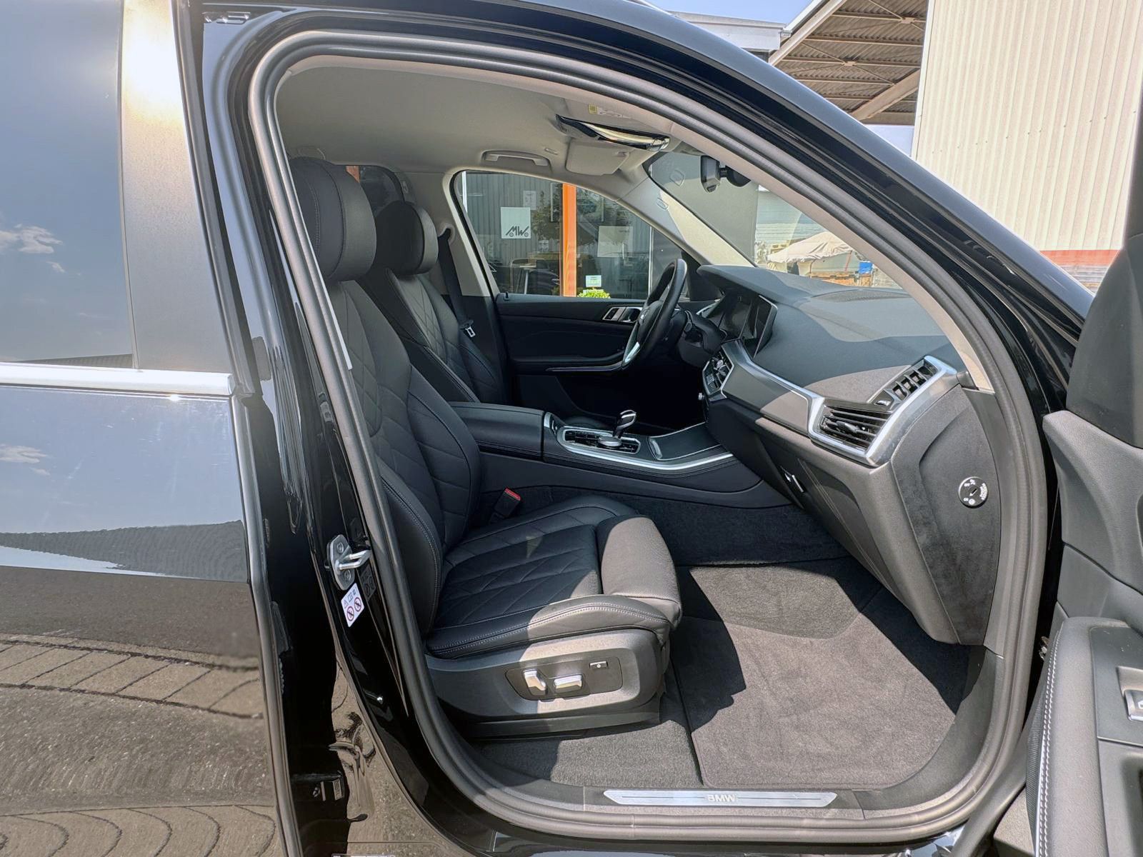 Fahrzeugabbildung BMW X5 xDrive 40i Steptr. Unfallfrei MwSt. ACC 360°
