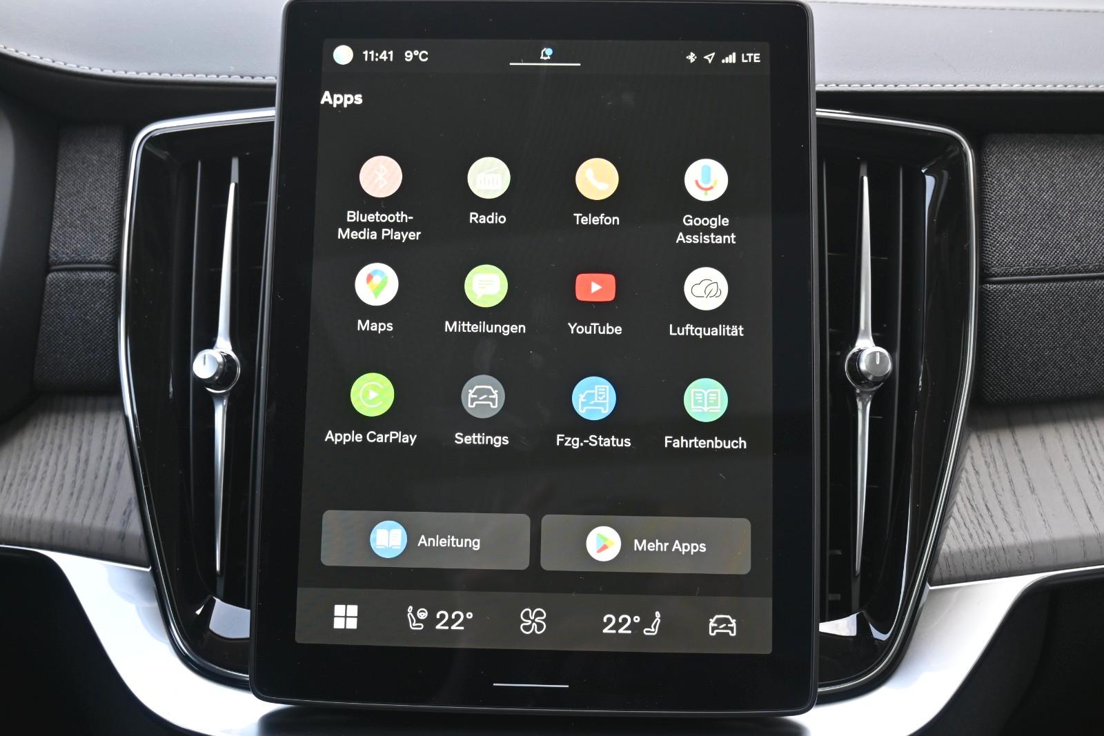 Volvo XC90 T8 AWD Ultra Dark Recharge Plug-In Hybrid