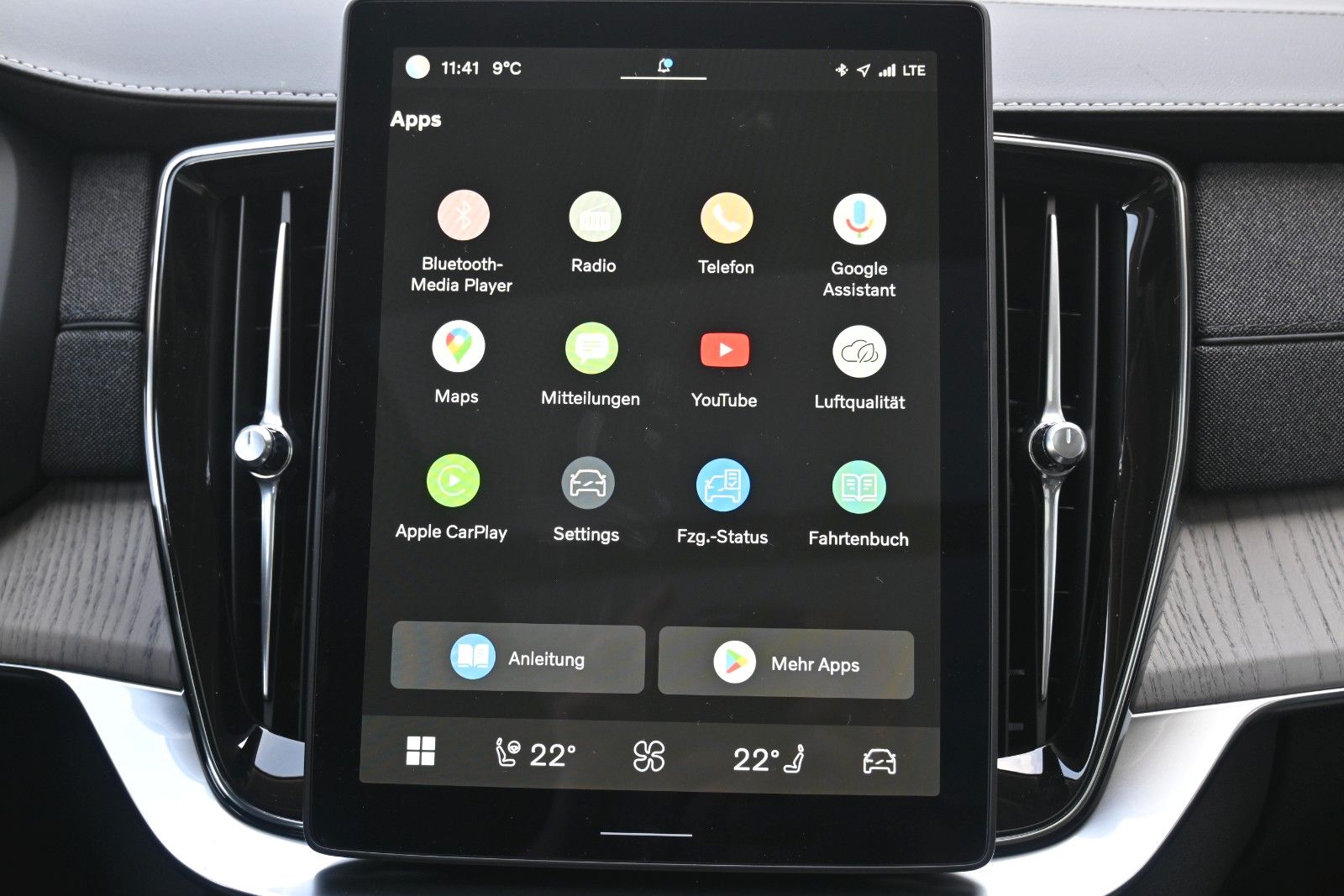 Fahrzeugabbildung Volvo XC90 T8 AWD Ultra Dark Recharge Plug-In Hybrid