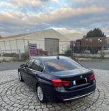 BMW 330i Luxury Line  - : Blau, Standheizung, Limousine