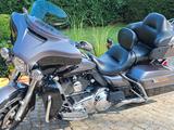 Harley-Davidson E-Glide Ultra Limited Two Tone mit J & H - HARLEY-DAVIDSON ABS