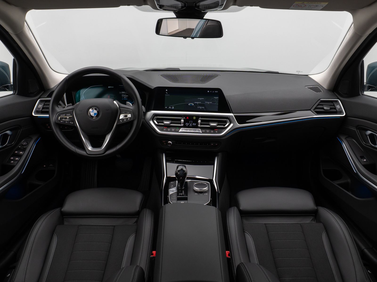 Fahrzeugabbildung BMW 330e  Sport Line Kamera DAB HiFi Komfort Alarm
